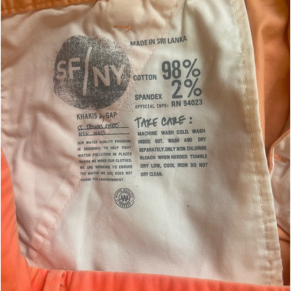 Gap Neon Orange Ombre shorts, size 4
Flat Front; Zipper Fly closure, pockets - Picture 8 of 9